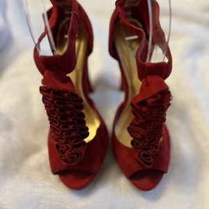 Red woman heel plataform size 6